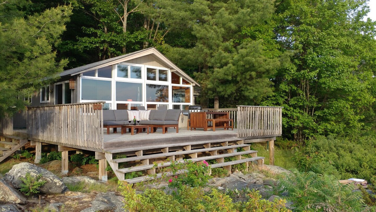 Photo of Patio Balcony in The Archipelago