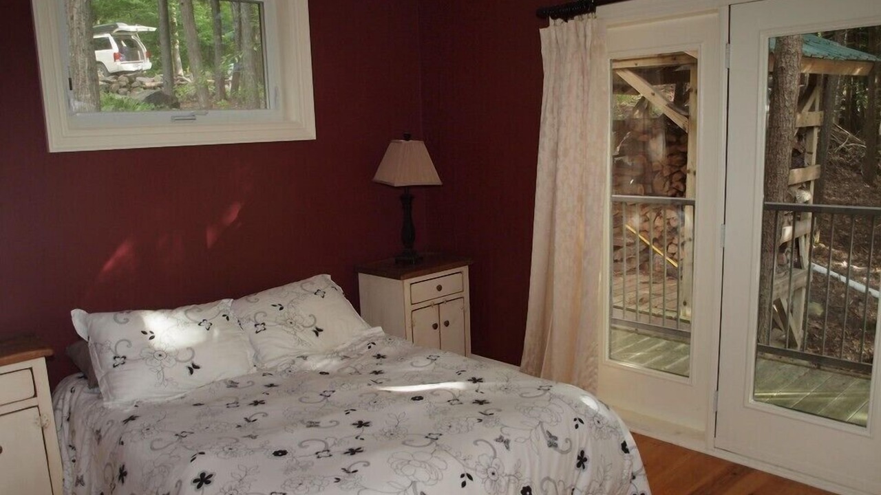 Photo of Bedroom in Minden Hills
