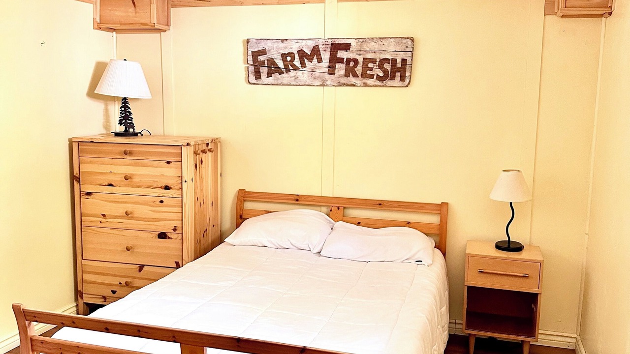Photo of Bedroom in Havelock-Belmont-Methuen