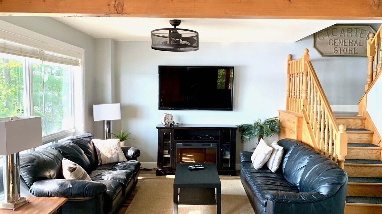 Photo of Livingroom in Havelock-Belmont-Methuen