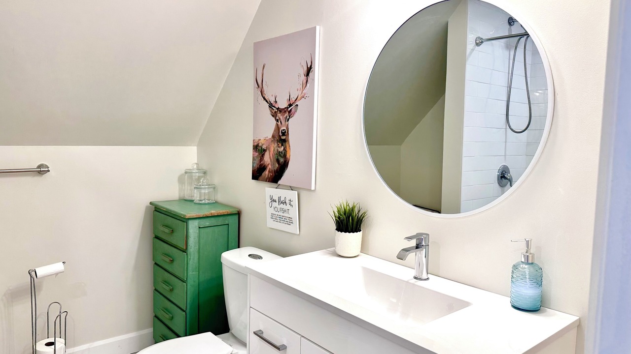Photo of Bathroom in Havelock-Belmont-Methuen