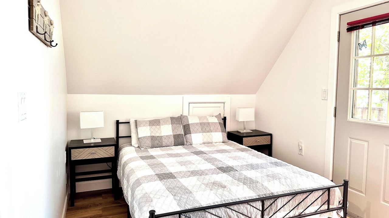Photo of Bedroom in Havelock-Belmont-Methuen