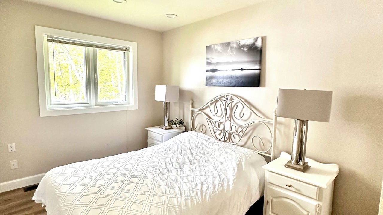 Photo of Bedroom in Havelock-Belmont-Methuen