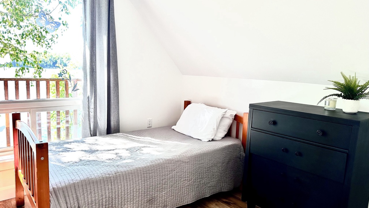 Photo of Bedroom in Havelock-Belmont-Methuen