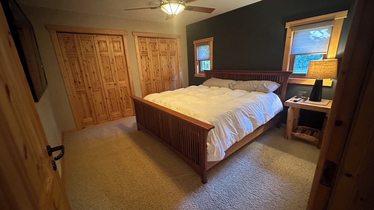 Photo of Bedroom in Crosslake