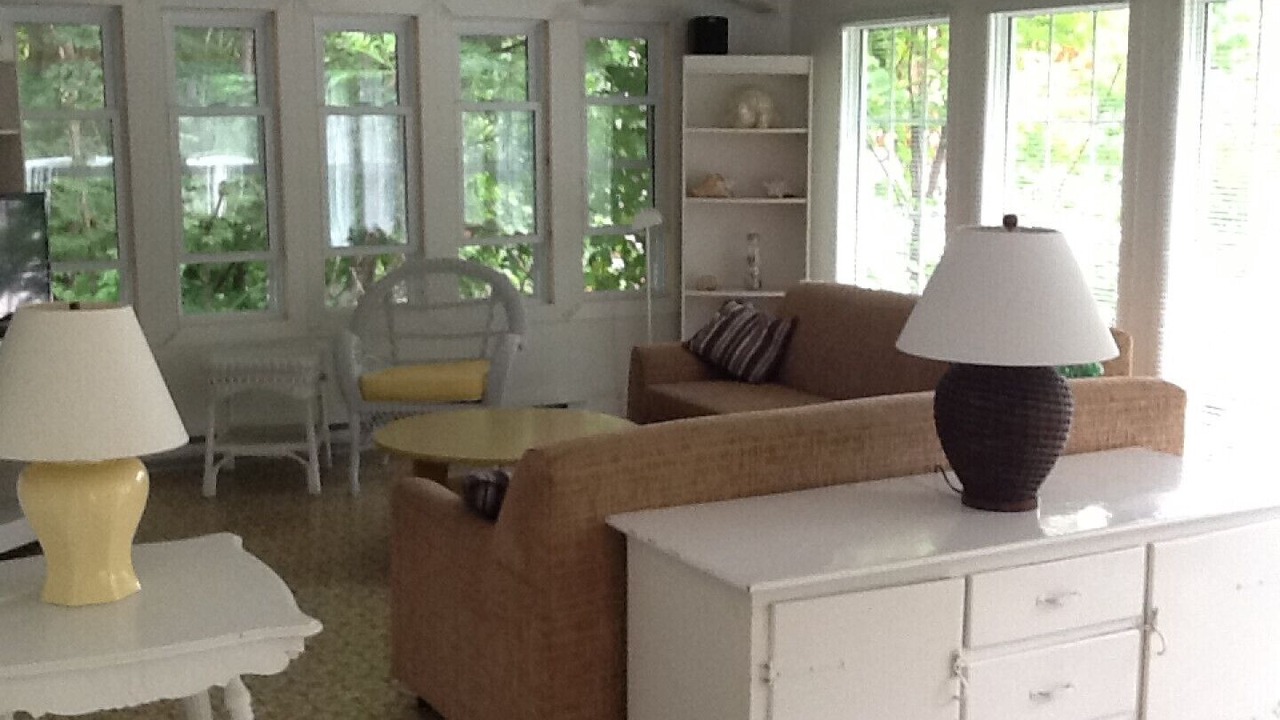 Photo of Bedroom in Elizabethtown-Kitley