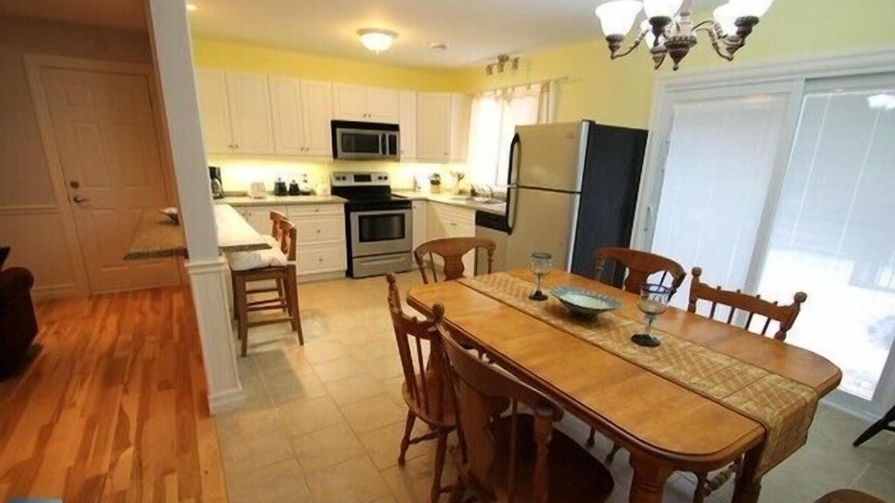 Photo of Kitchen in Grand Bend