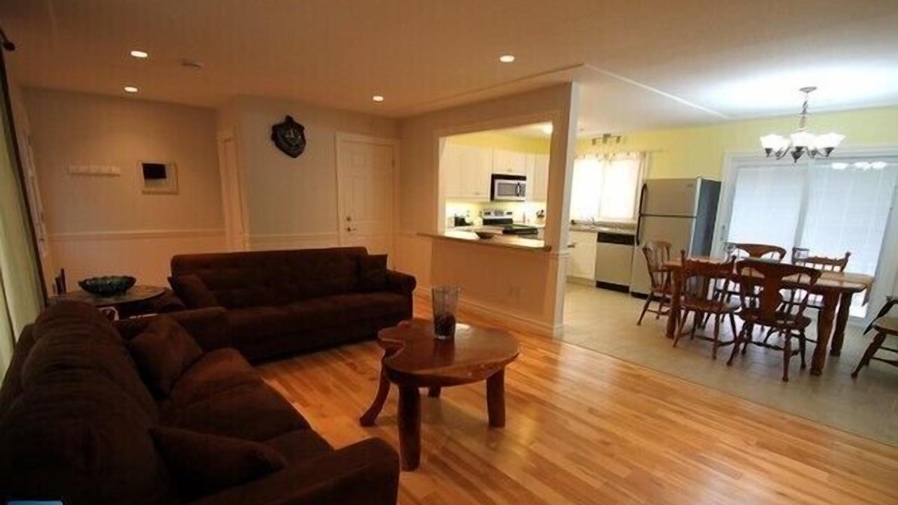 Photo of Bedroom in Grand Bend