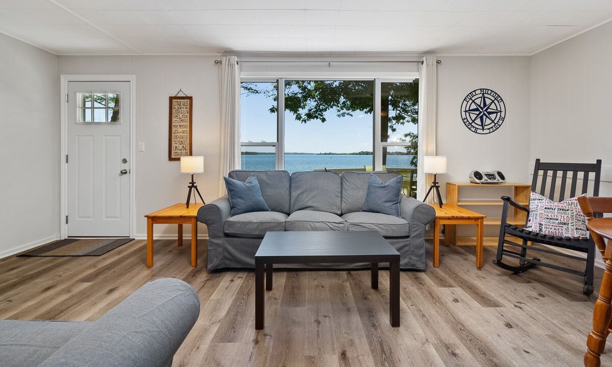 Photo of Livingroom in Milford