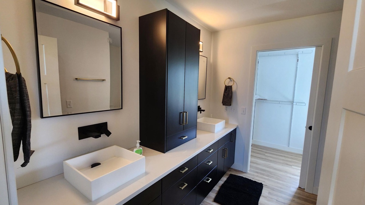 Photo of Bathroom in Alexandria