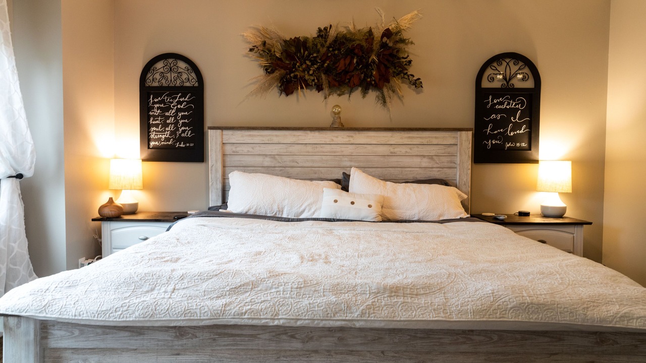 Photo of Bedroom in Blaine