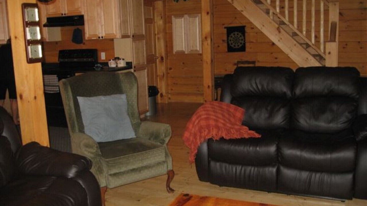 Photo of Livingroom in North Frontenac