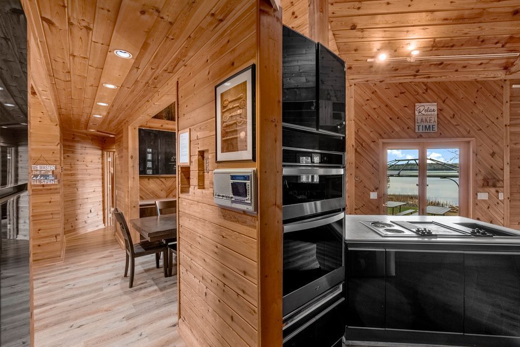 Photo of Kitchen in Bracebridge