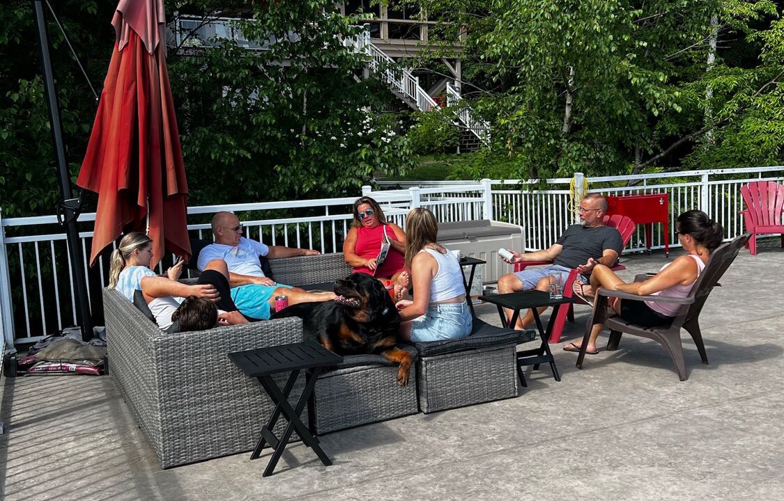 Photo of Patio Balcony in Gravenhurst