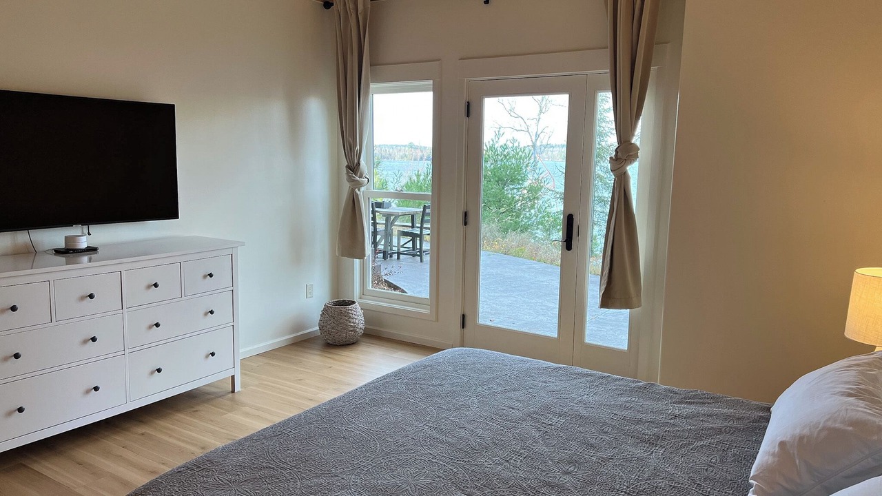 Photo of Bedroom in Cook
