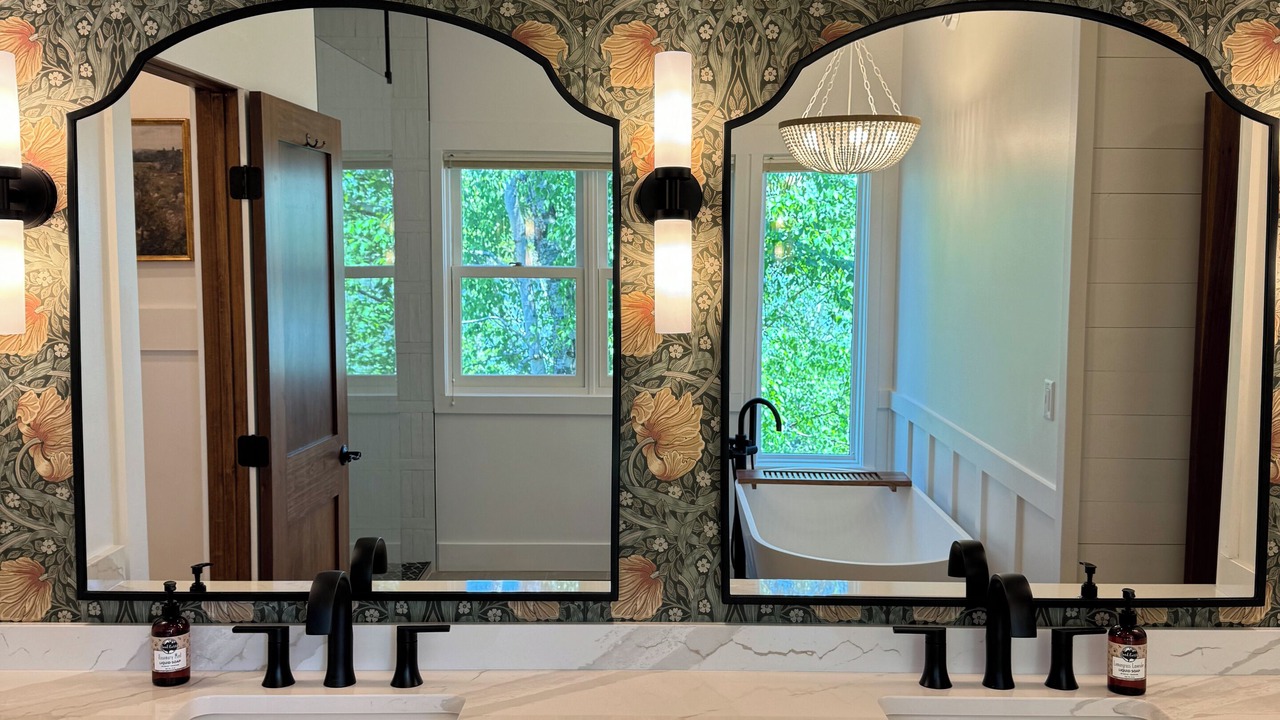Photo of Bathroom in Cook