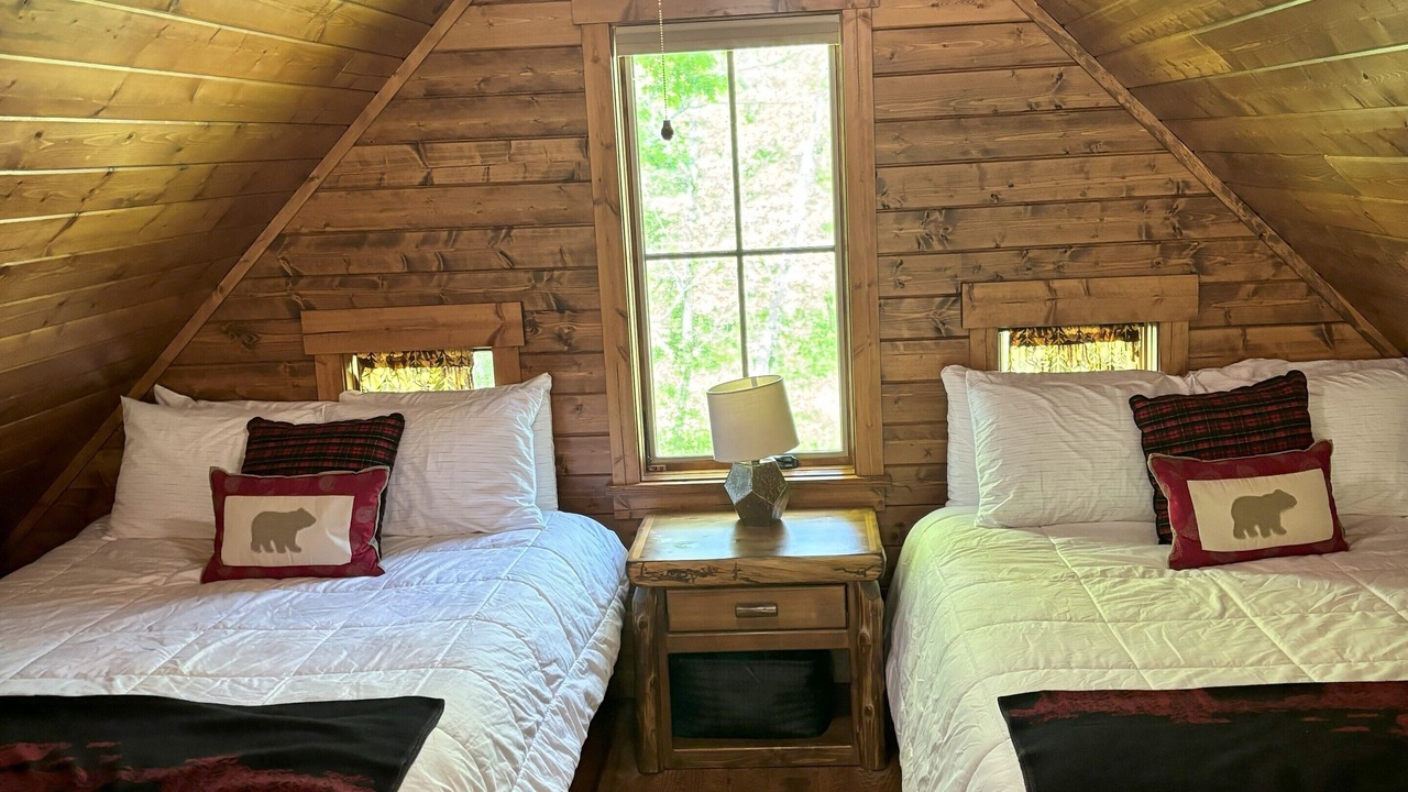 Photo of Bedroom in Crosslake