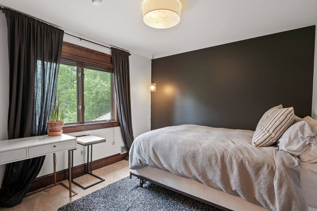 Photo of Bedroom in Shoreview