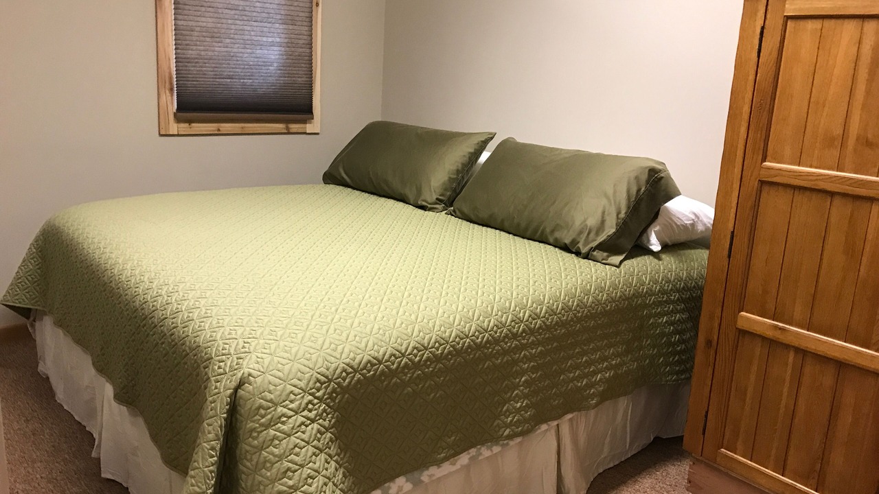 Photo of Bedroom in Bayview Heights