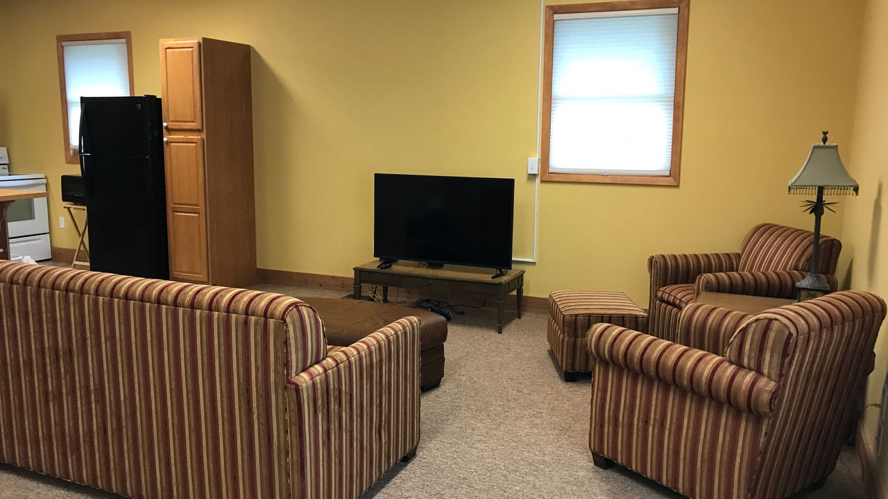 Photo of Livingroom in Bayview Heights