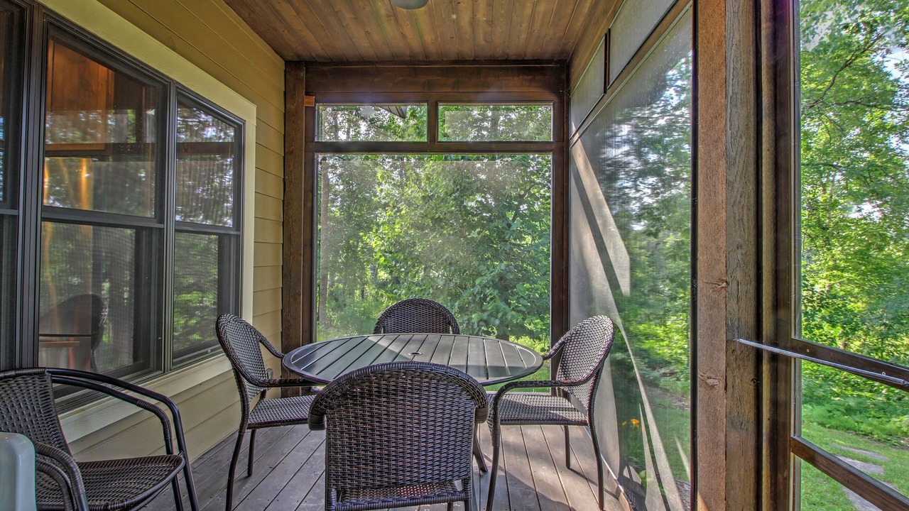 Photo of Outdoor in Lake Shore