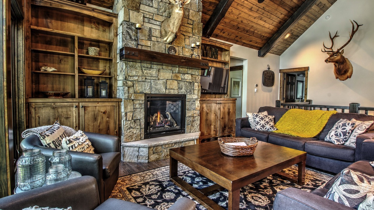Photo of Livingroom in Lake Shore