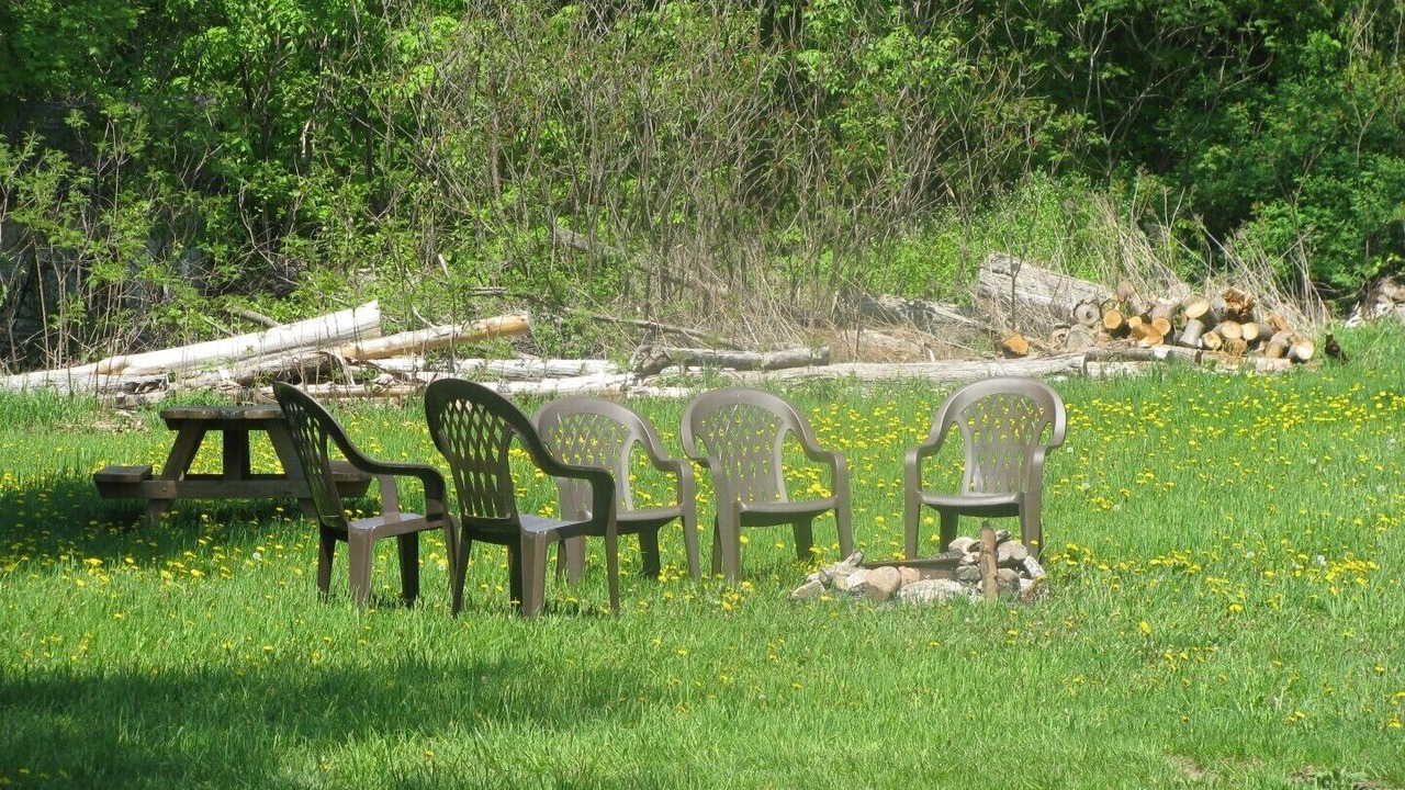 Photo of Others in Isaacs Glen