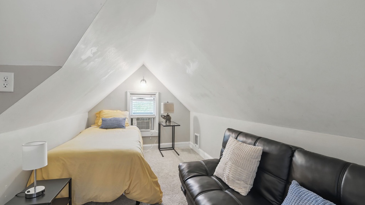 Photo of Bedroom in Payne - Phalen