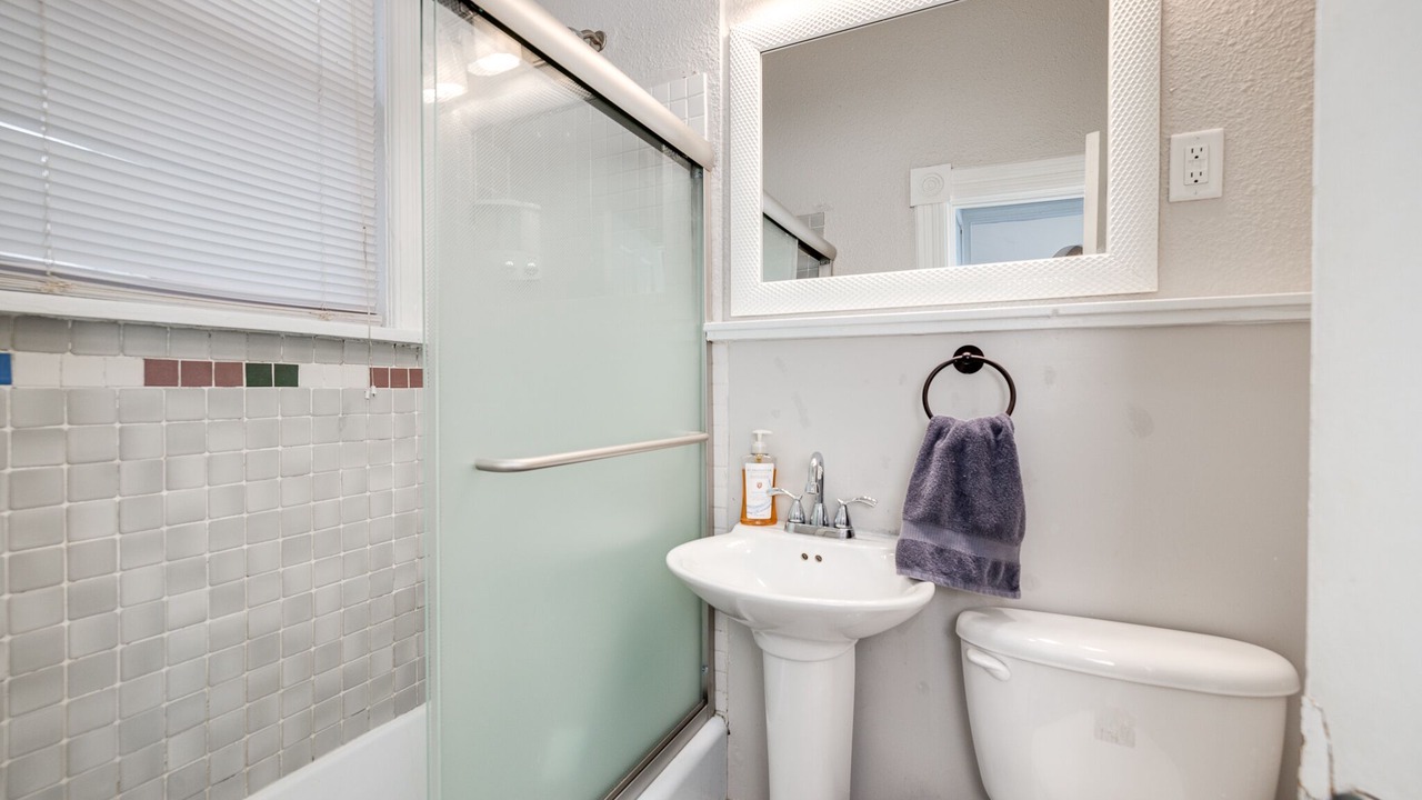 Photo of Bathroom in Payne - Phalen