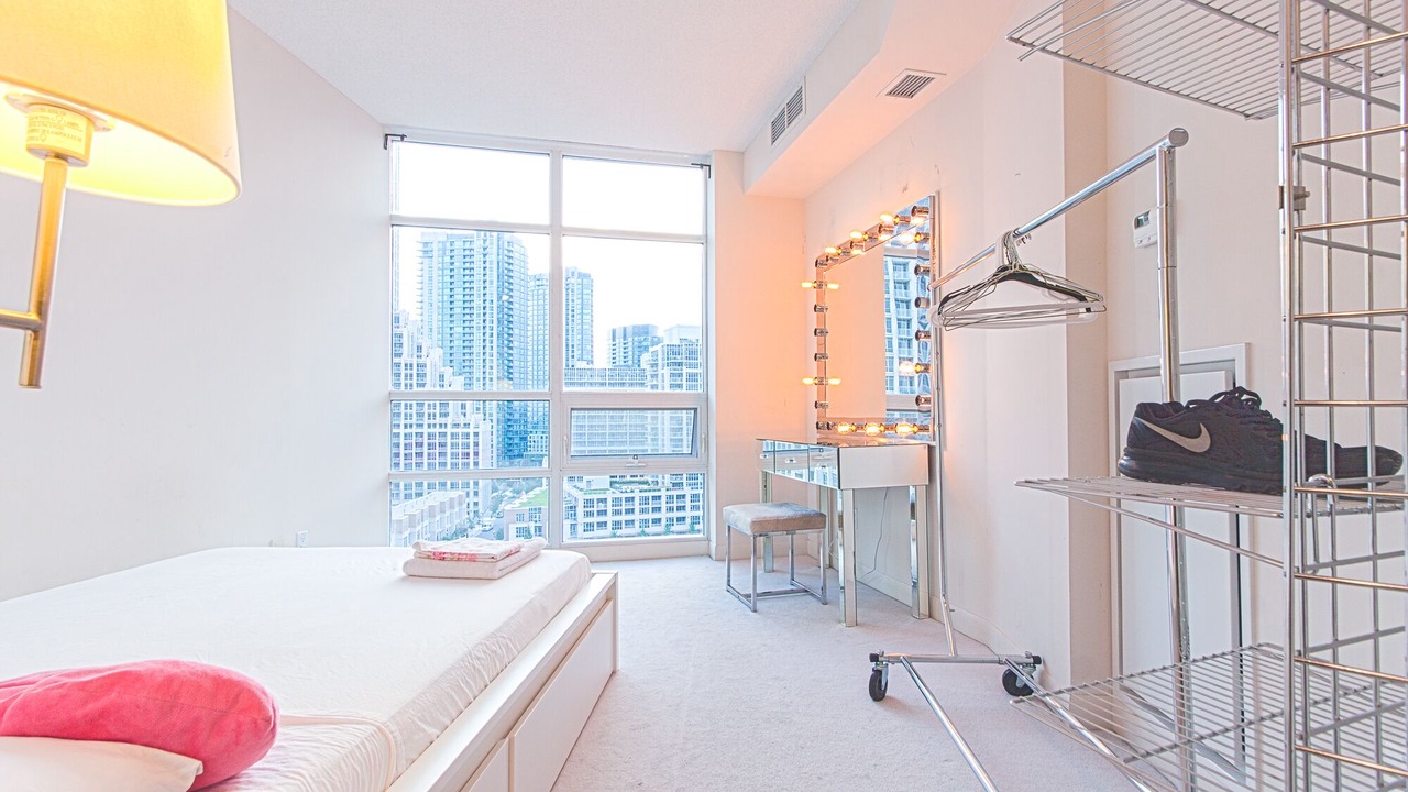 Photo of Bedroom in Bathurst Quay