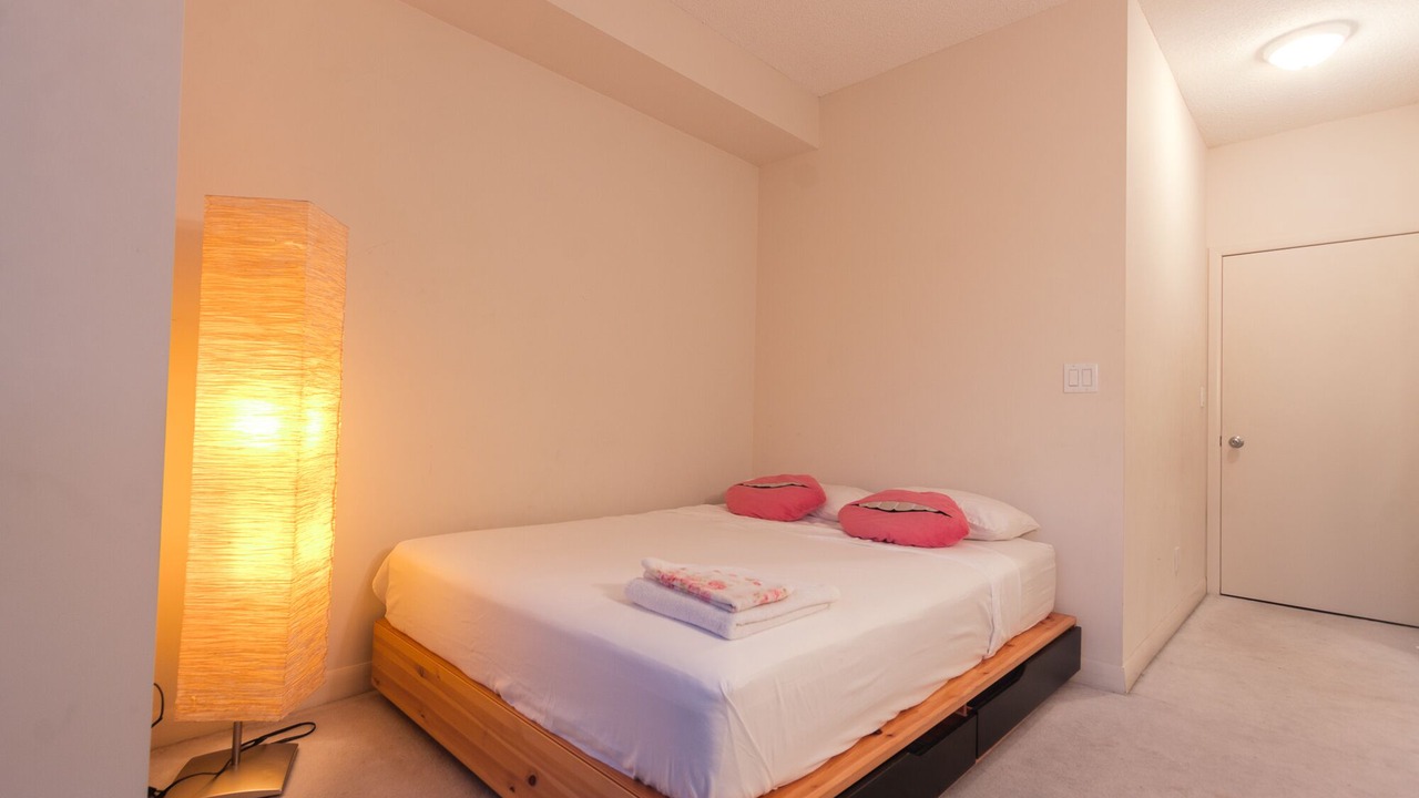 Photo of Bedroom in Bathurst Quay