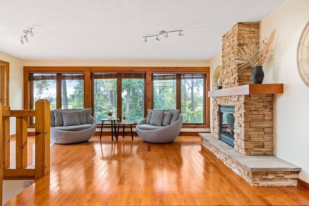 Photo of Livingroom in Toronto Entertainment District