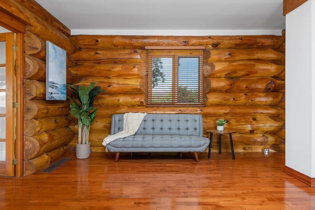 Photo of Livingroom in Toronto Entertainment District