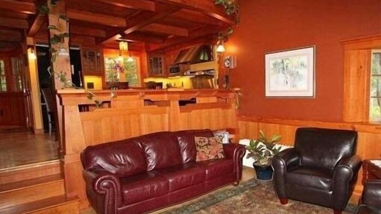 Photo of Livingroom in Kenwood