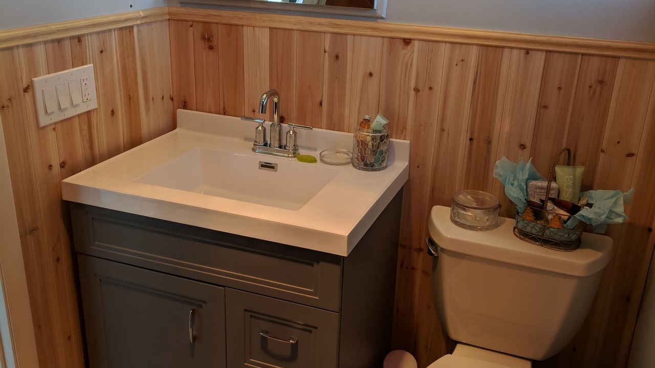 Photo of Bathroom in Lindstrom