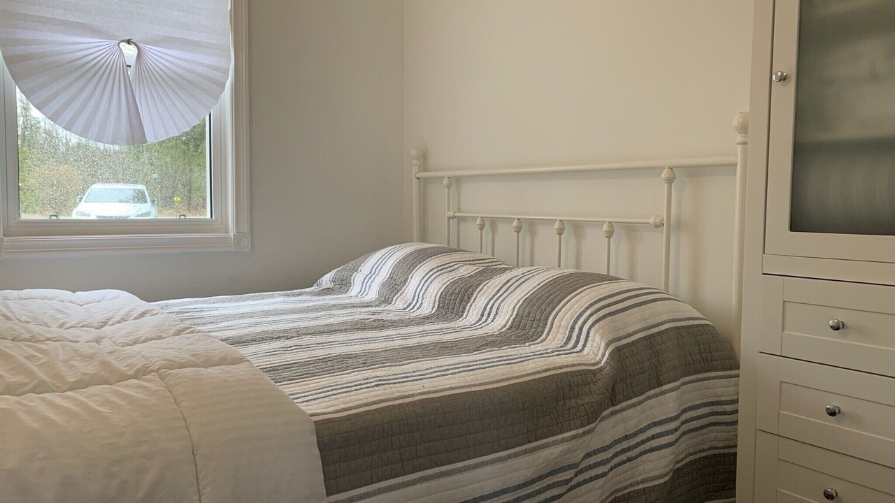 Photo of Bedroom in Colborne