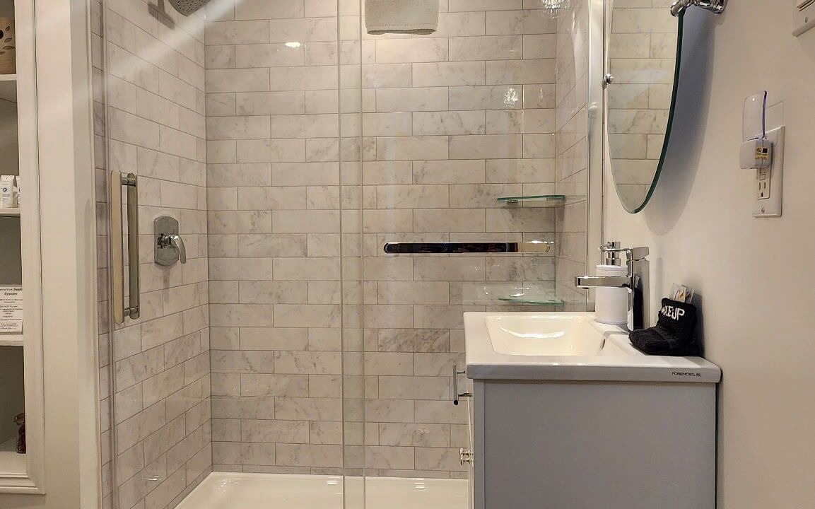Photo of Bathroom in Port Franks