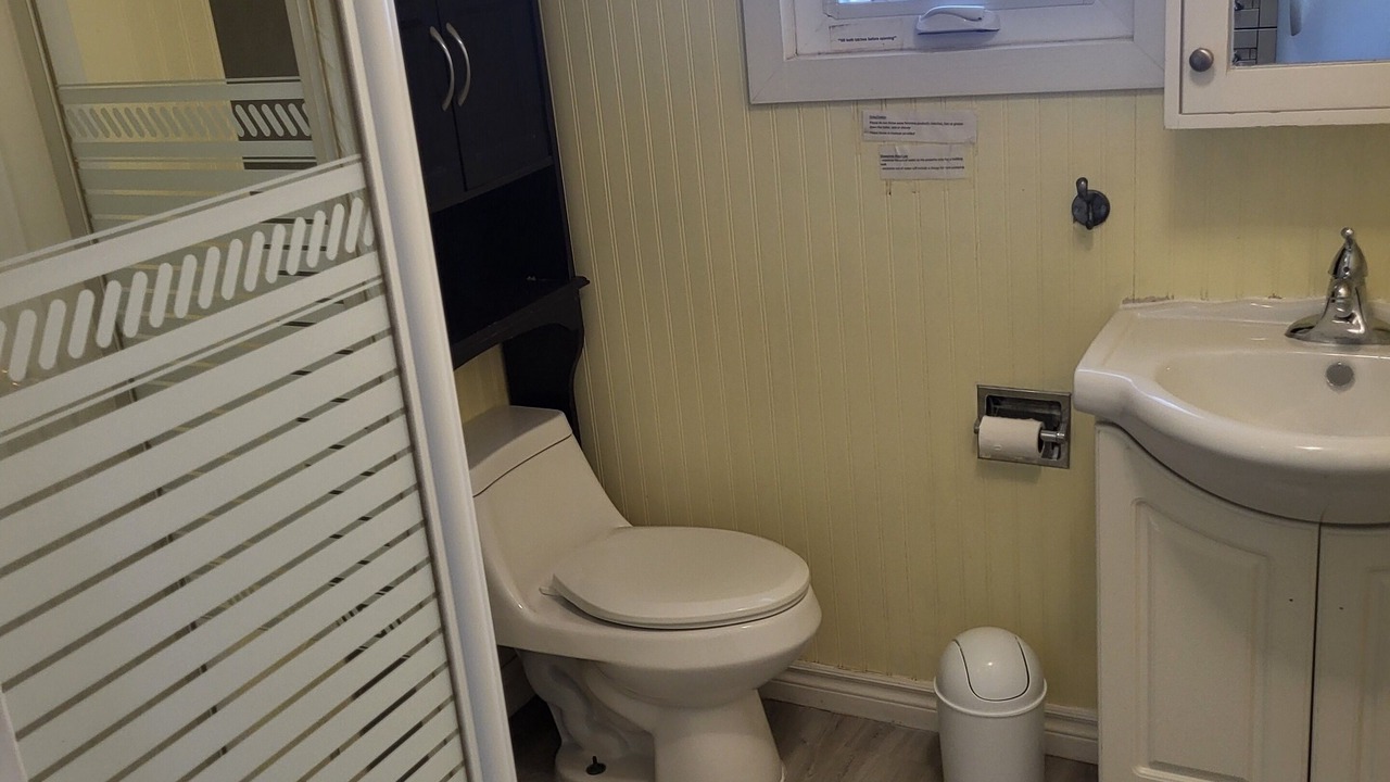 Photo of Bathroom in Tiny