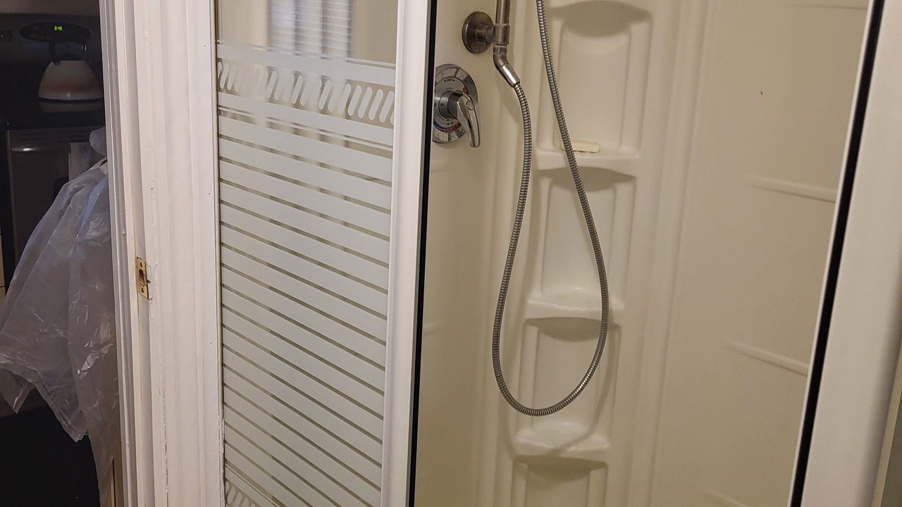 Photo of Bathroom in Tiny