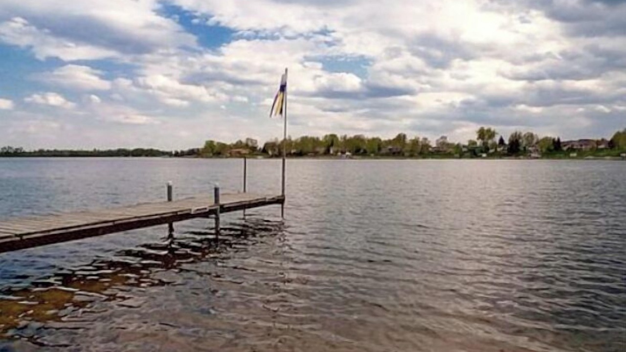 Photo of Others in Lindstrom