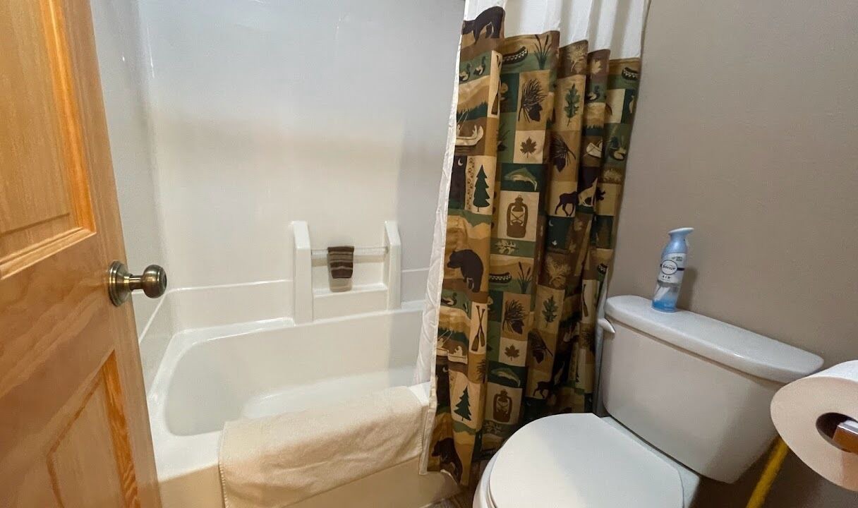 Photo of Bathroom in Orr