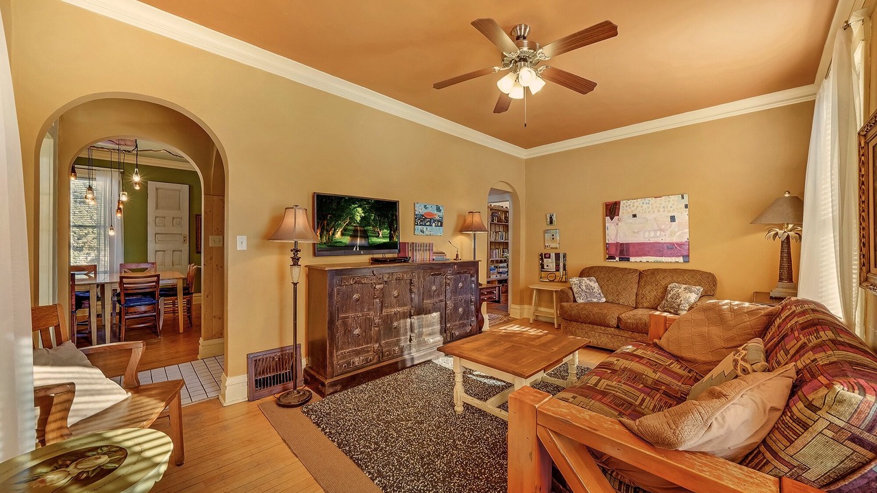 Photo of Livingroom in Park Point