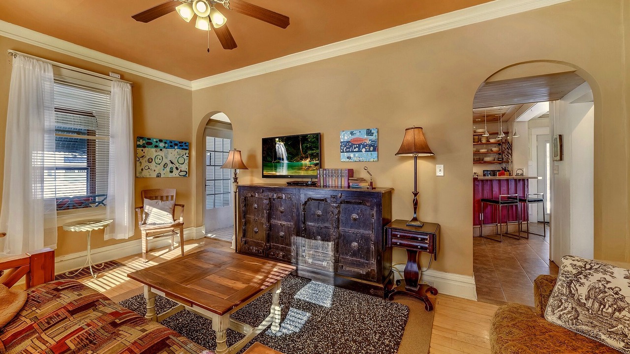 Photo of Livingroom in Park Point