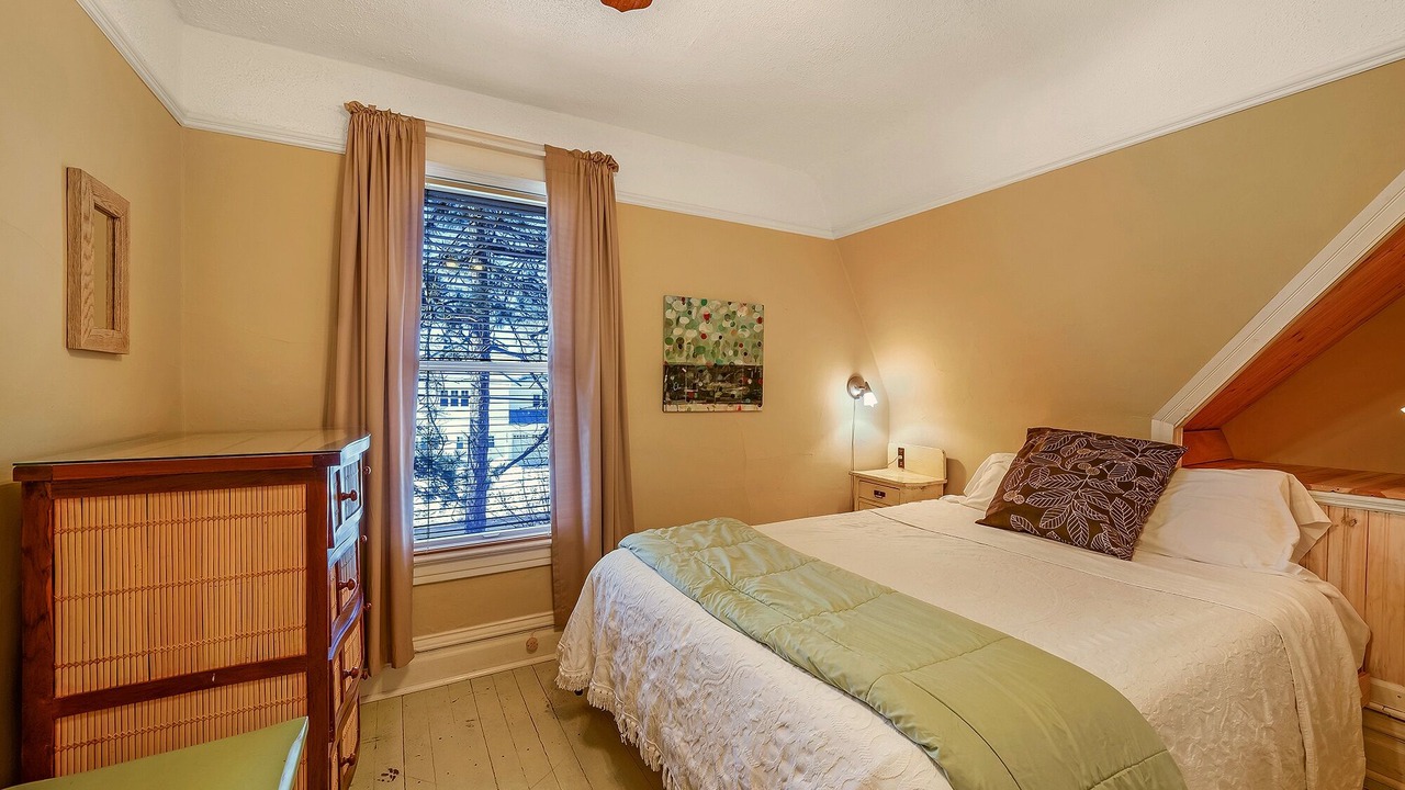 Photo of Bedroom in Park Point