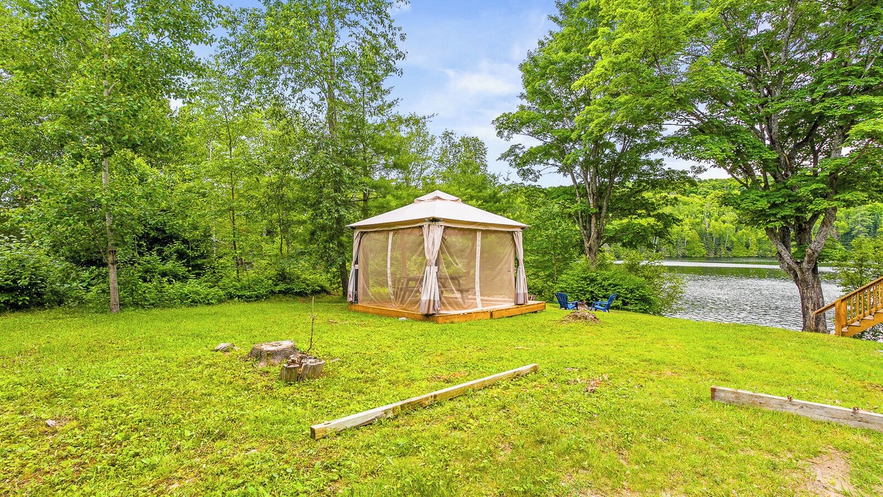 Photo of Outdoor in Harcourt