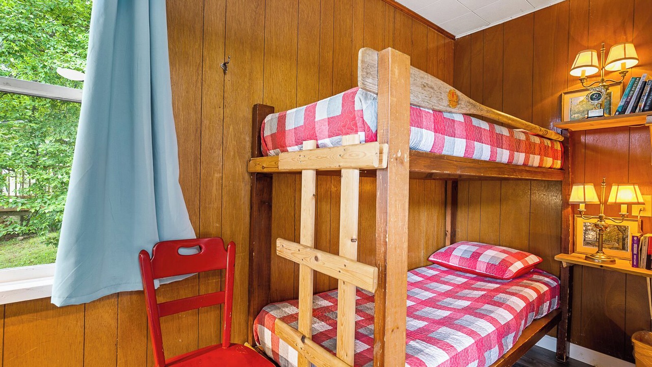 Photo of Bedroom in Harcourt