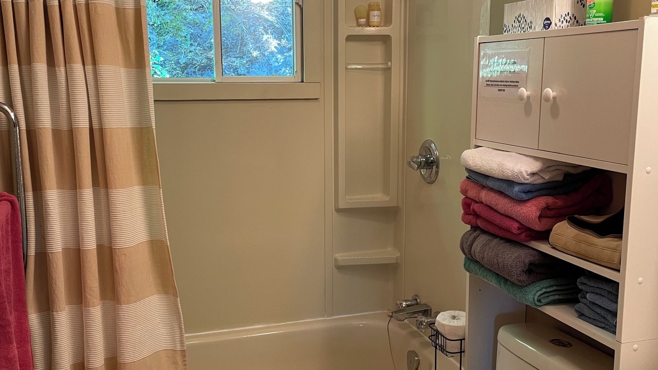 Photo of Bathroom in Leeds and the Thousand Islands