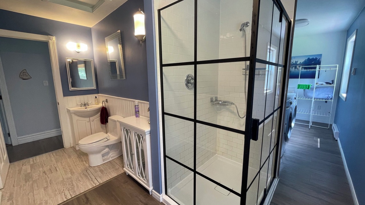 Photo of Bathroom in Leeds and the Thousand Islands