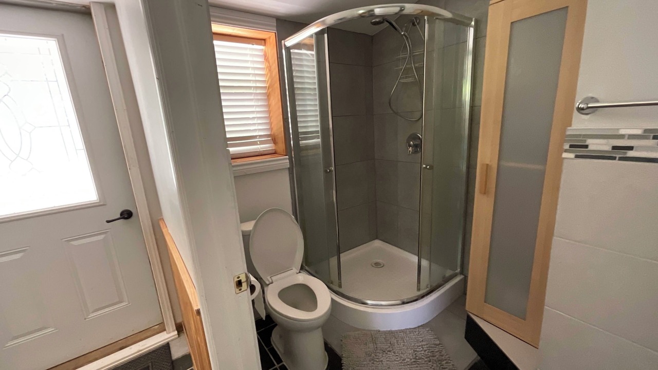 Photo of Bathroom in Leeds and the Thousand Islands