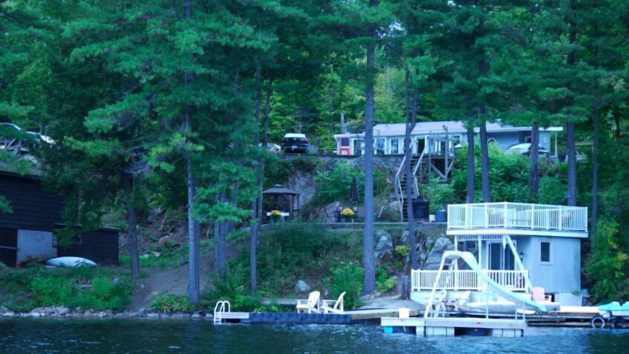 Photo of Others in Leeds and the Thousand Islands